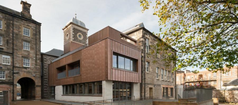 ECCI exterior